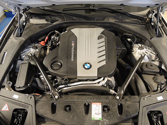 BMW F10 M550d 381LE szoftveres korbeltuning
